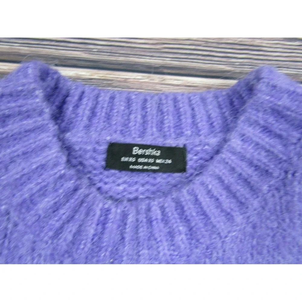 Bershka xs crewneck preowned